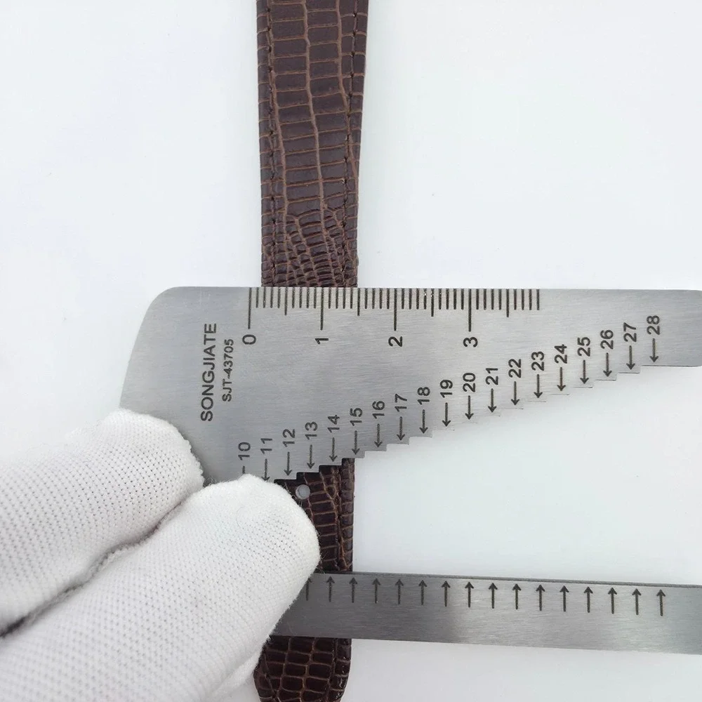 Vintage SEIKO PULSAR Watch 730978 Brown Snake Skin Band Gold Plate 8
